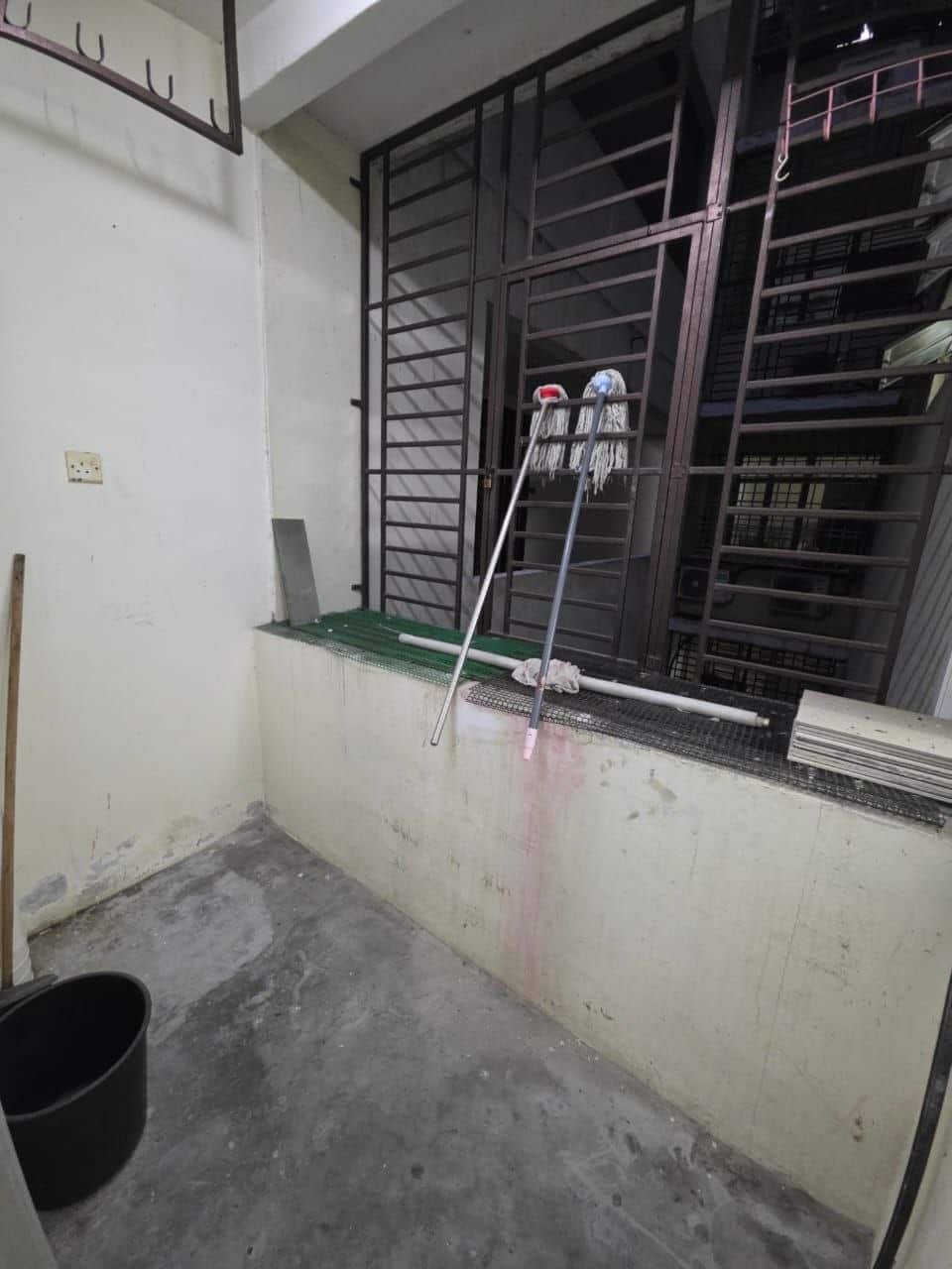 Single Storey Terrace House Pulai Indah 8