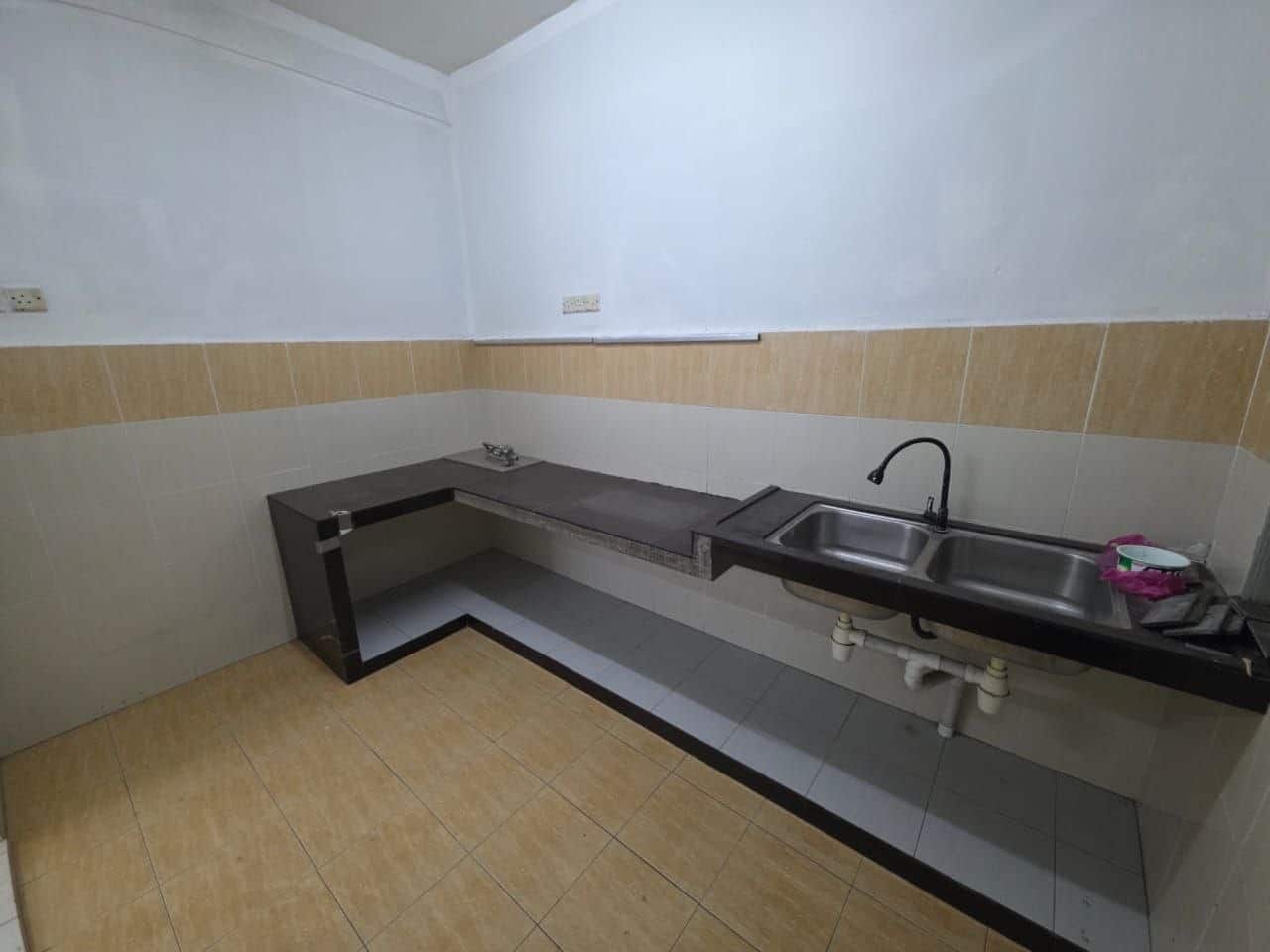 Single Storey Terrace House Pulai Indah 6