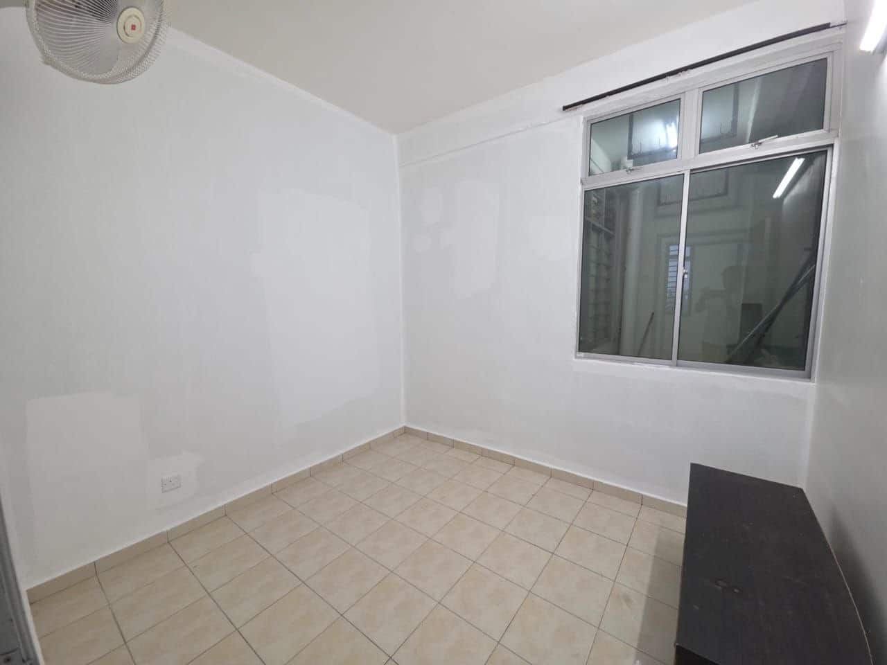 Single Storey Terrace House Pulai Indah 4