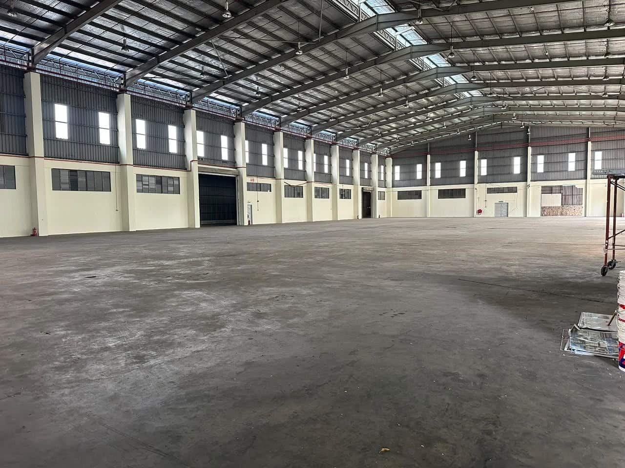 Triple Semi-D Factory Taman Perindustrian Desa Plentong 3