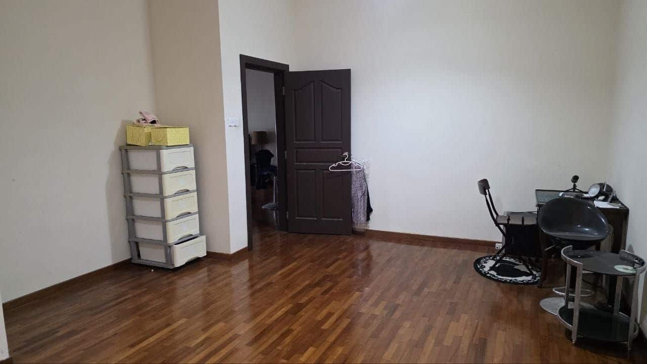 Double storey Semi D Type-Emerald 2 Bandar Dato Onn 2