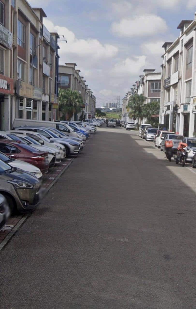 3-Storey Shop Endlot Taman Austin Perdana