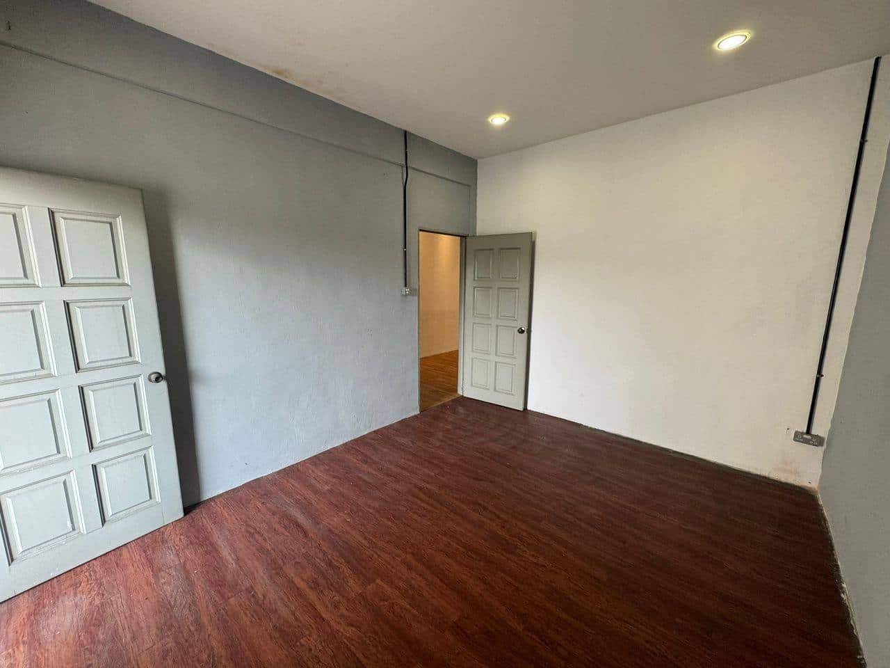 Double Storey Shoplot Taman Tasek 6