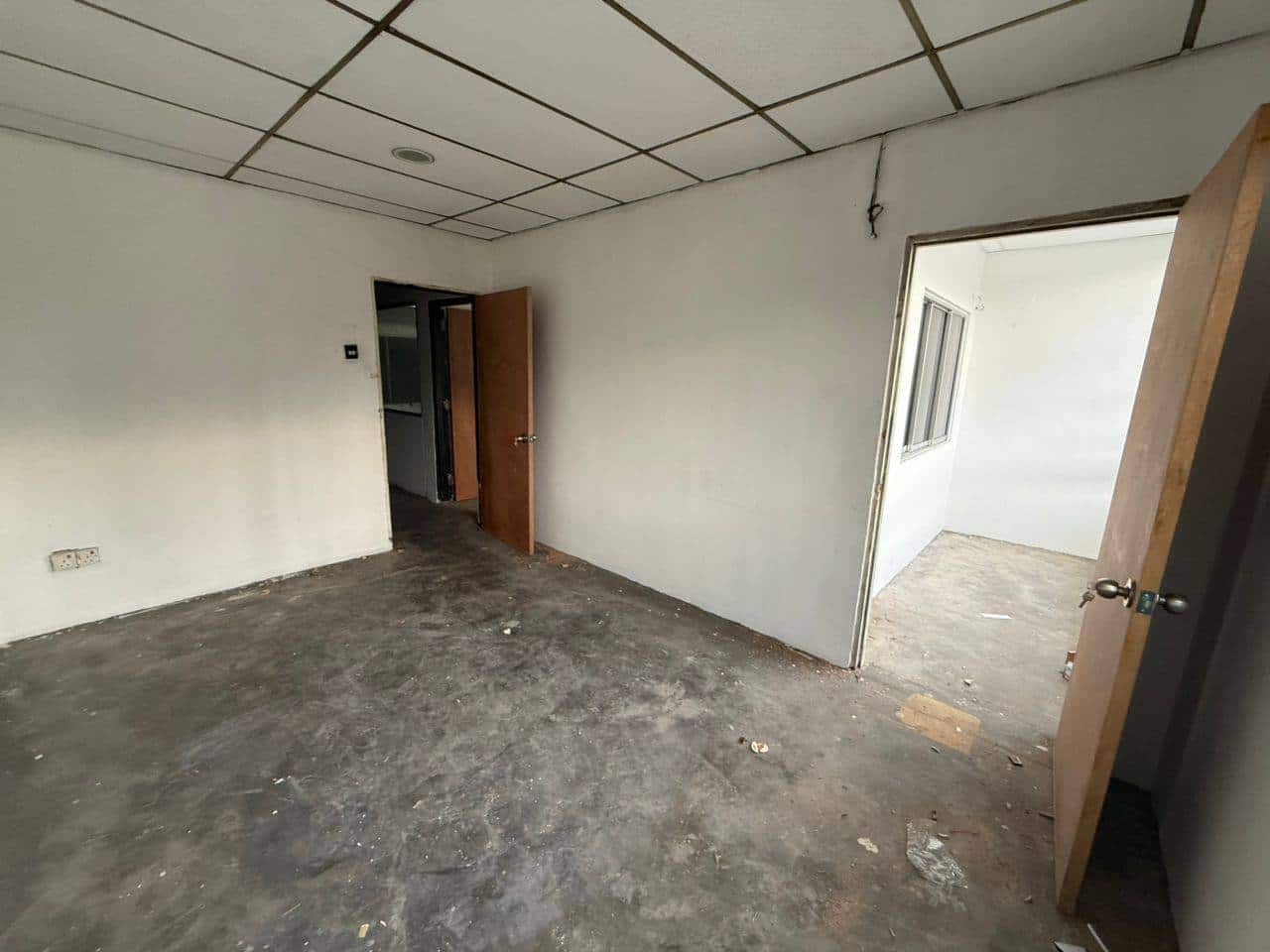 Double Storey Shoplot Jalan Glasiar 7
