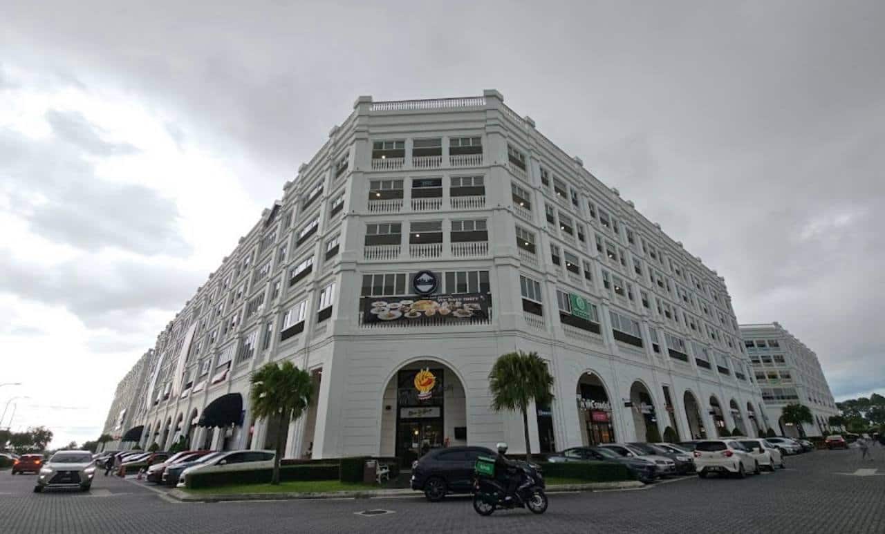 Intermediate Zone B Eco Galleria