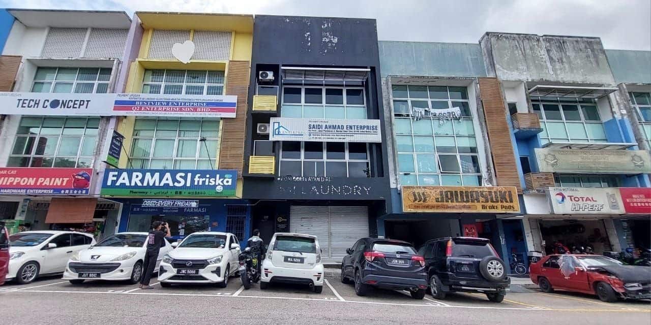 3-Storey Shoplot Bandar Dato Onn
