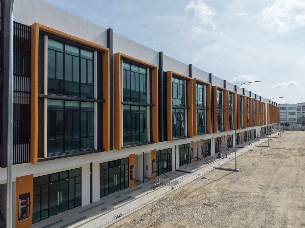 4 Storey Corner New Shoplot Permas Jaya 3