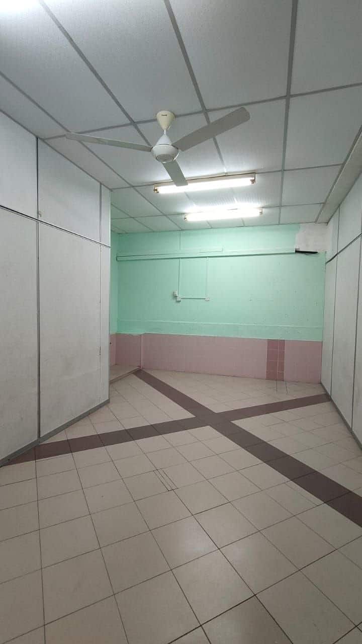 4-Storey Shoplot Permas Jaya 5