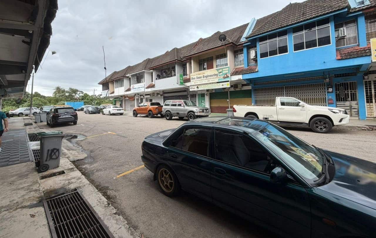 2-Storey Shoplot Taman Daya 2