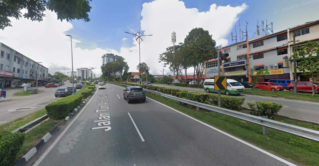 4-Storey Shoplot Jalan Tun Abdul Razak Larkin 5