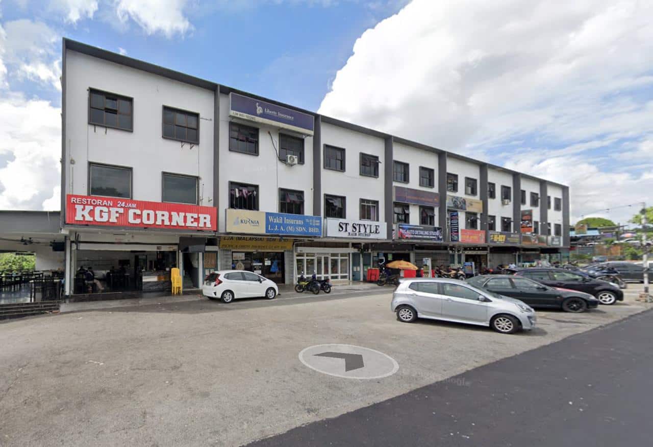 4-Storey Shoplot Jalan Tun Abdul Razak Larkin 1