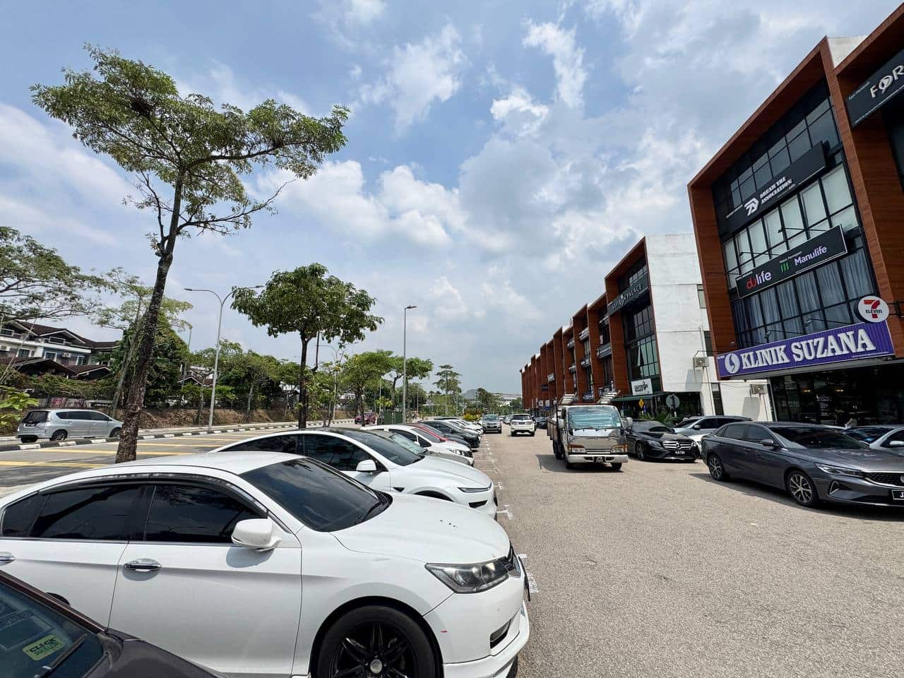 3 Storey Shoplot Damansara Aliff 4