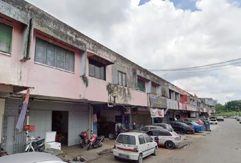 1.5 Storey Detached Factory Corner Kelapa Sawit 4