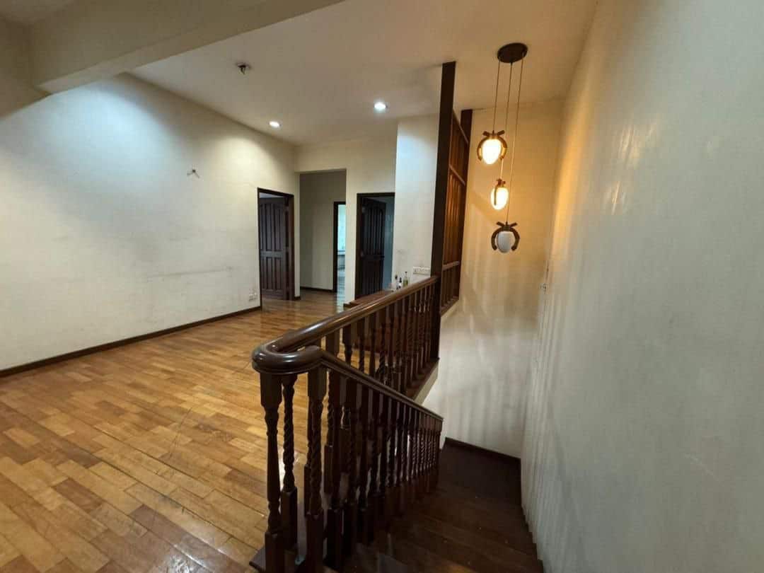 3 Sty Shoplot Jalan Niaga Aspira 1/1 5