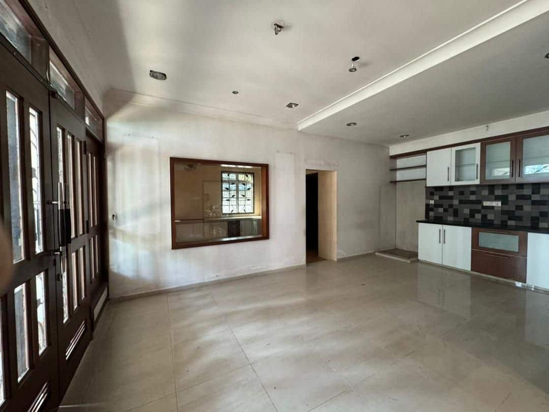 3 Sty Shoplot Jalan Niaga Aspira 1/1 4