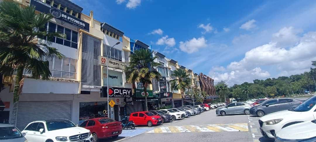 3 Storey Shoplot Sutera