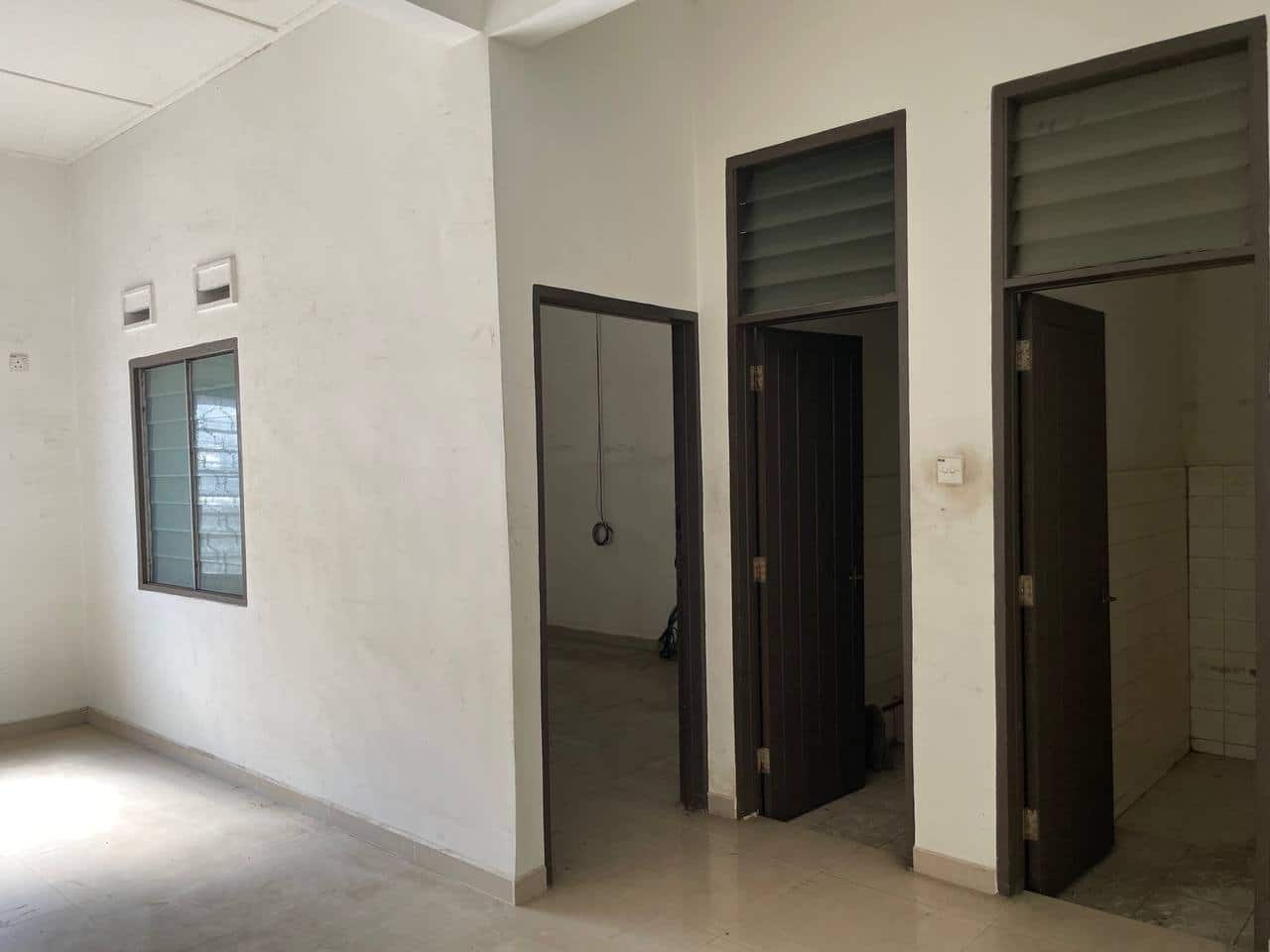 Double Storey Shoplot - Intermediate Taman Century 5