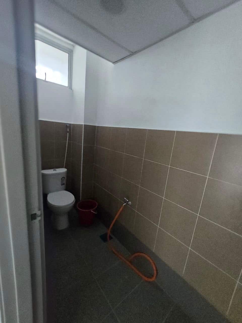 Three Storey Shop - Intermediate Jalan Adda 7 10