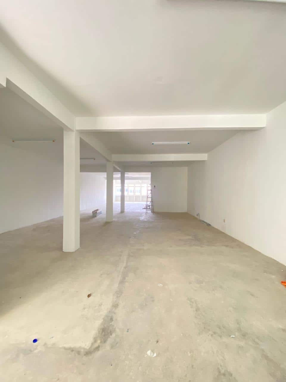 Three Storey Shoplot Jalan Perang 2