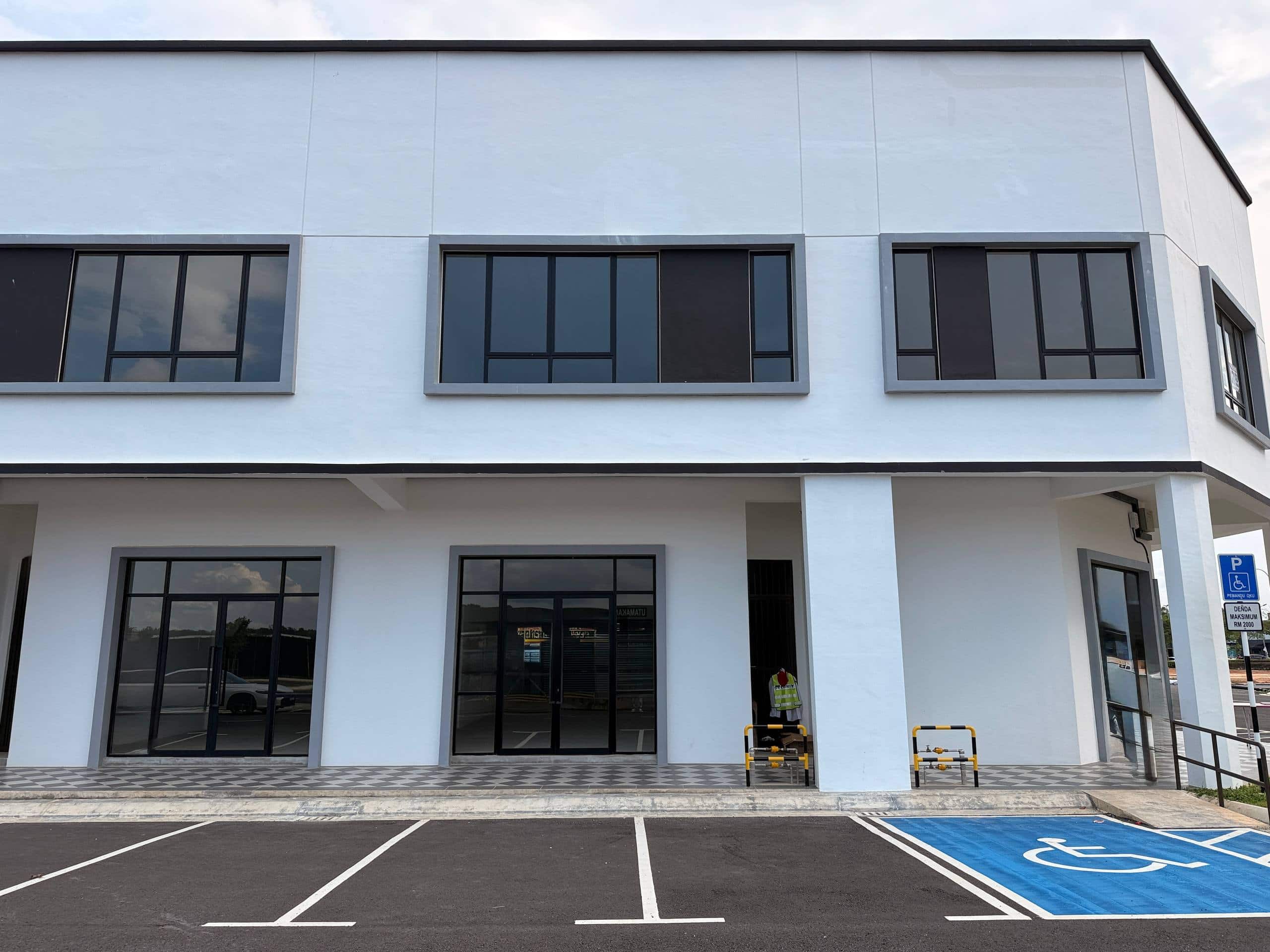 2-Storey Shop Office Eco Tropics Avenue 2