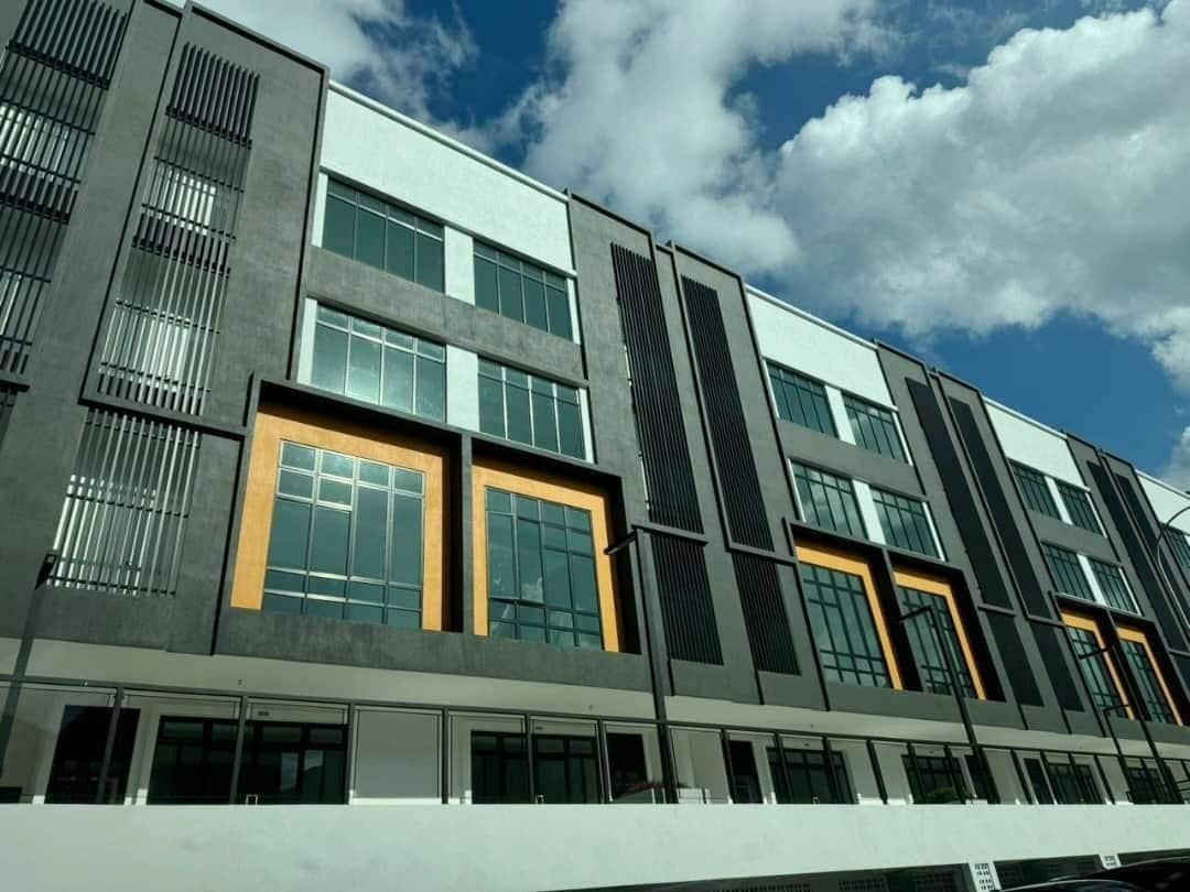 4 Storey Shoplot with lift Pelangi Avenue 4