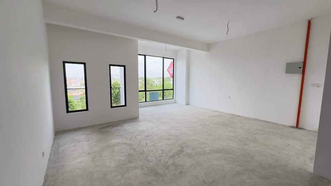 3 Storey Shoplot Bandar Jaya Putra 2
