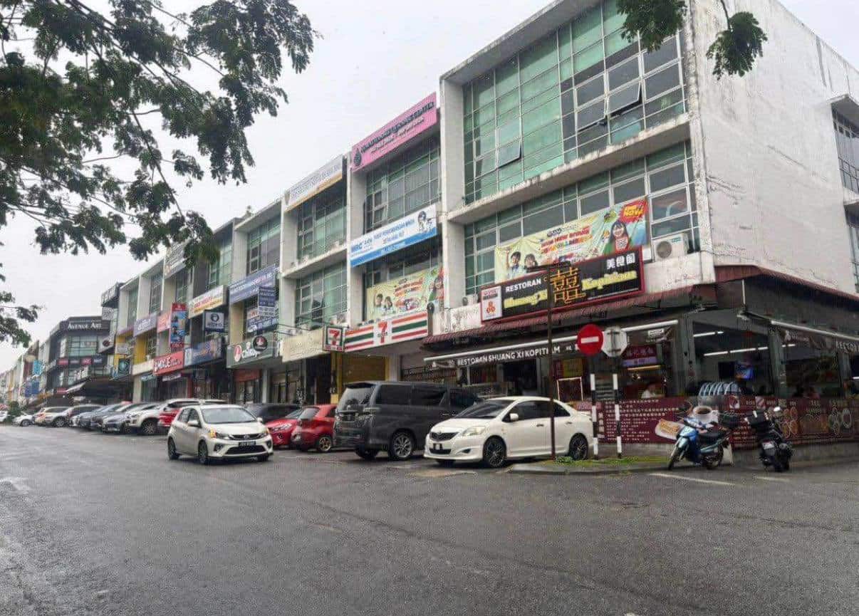 3-Storey Shoplot Bandar Dato Onn 5