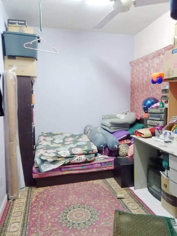 Low cost flat Tasek 64 3