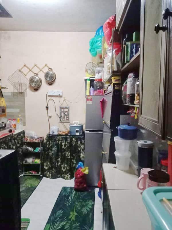 Low cost flat Tasek 64 4