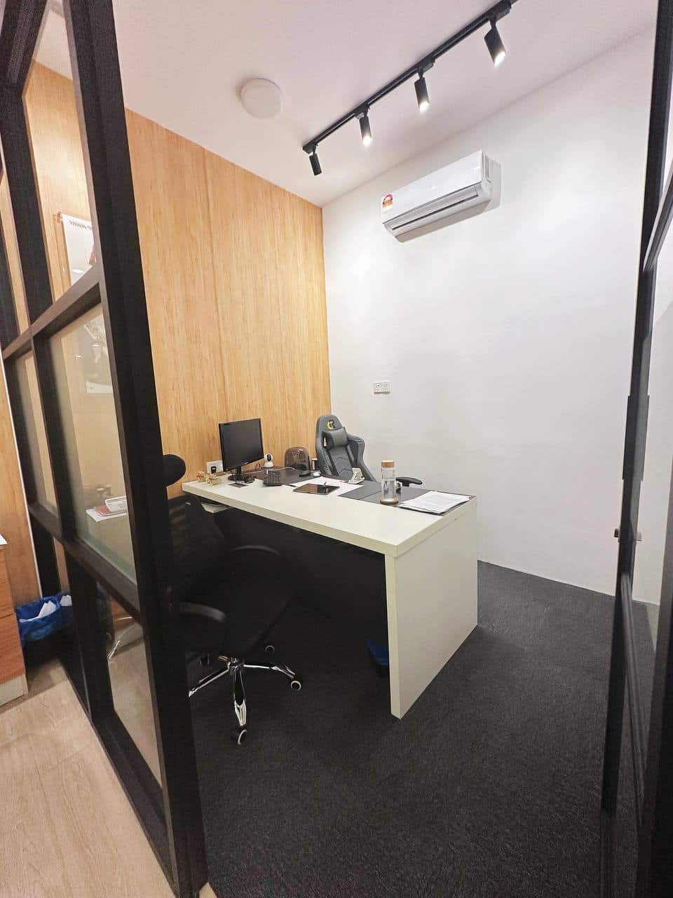 4-Storey Shop Office Eco Palladium 7
