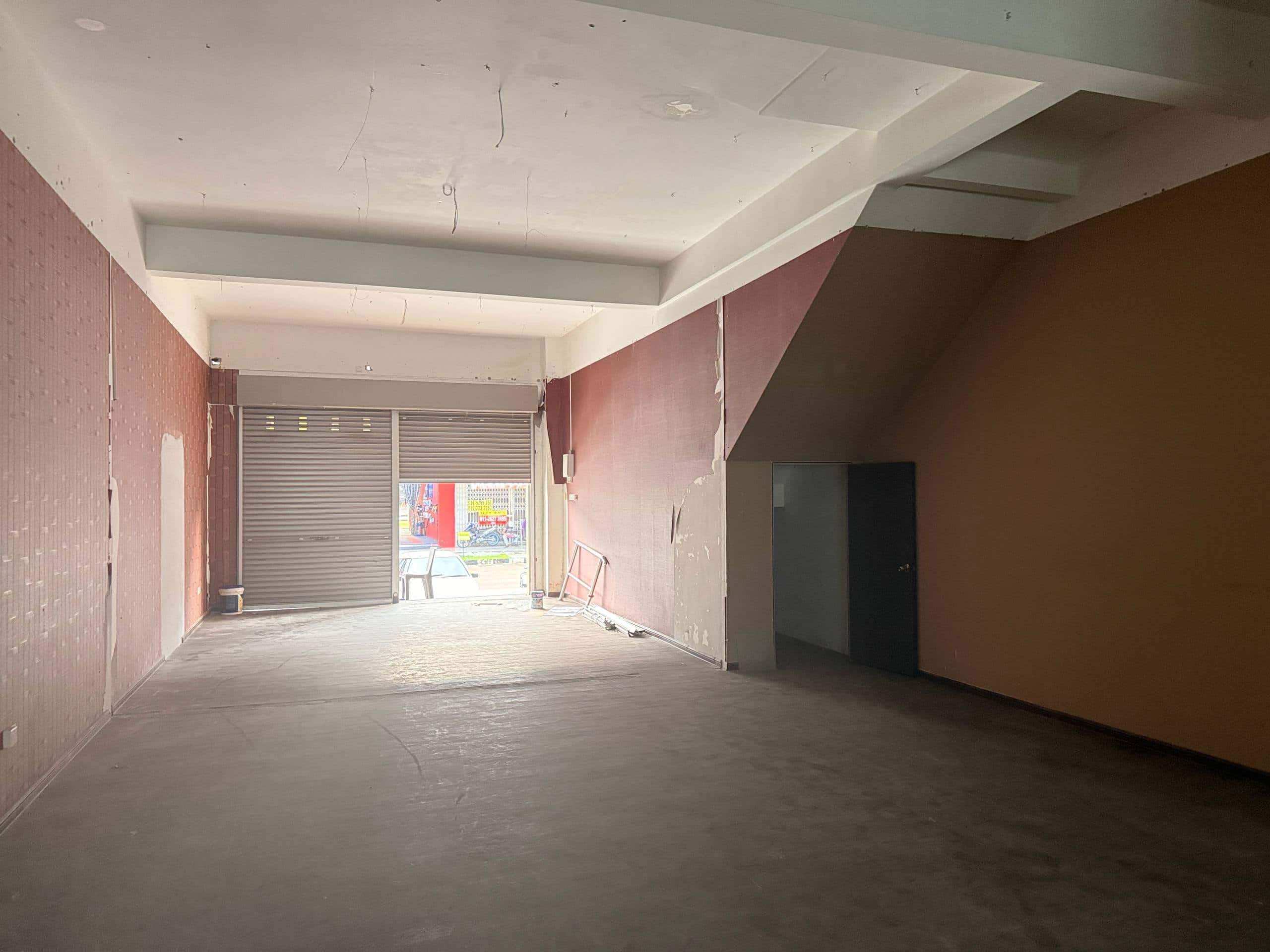 2 Storey Shop Office Taman Pasir Putih 11