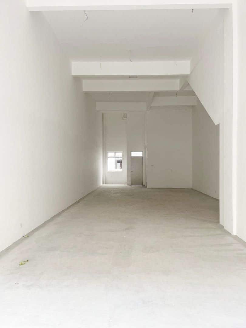 2 storey Shoplot Taman Mount Austin