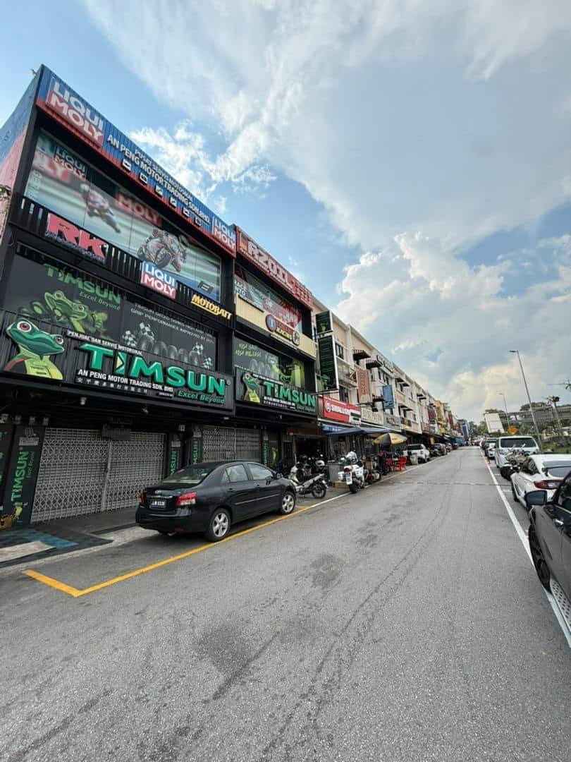 3-Storey Shoplot Jalan Tun Razak 2