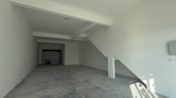 Adjoining Ground Floor Shop Bandar Dato' Onn 3