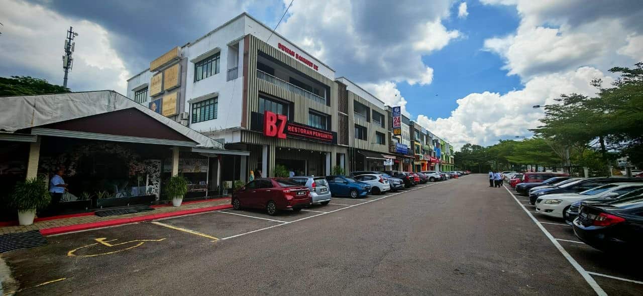 3-Storey Shop Taman Rinting