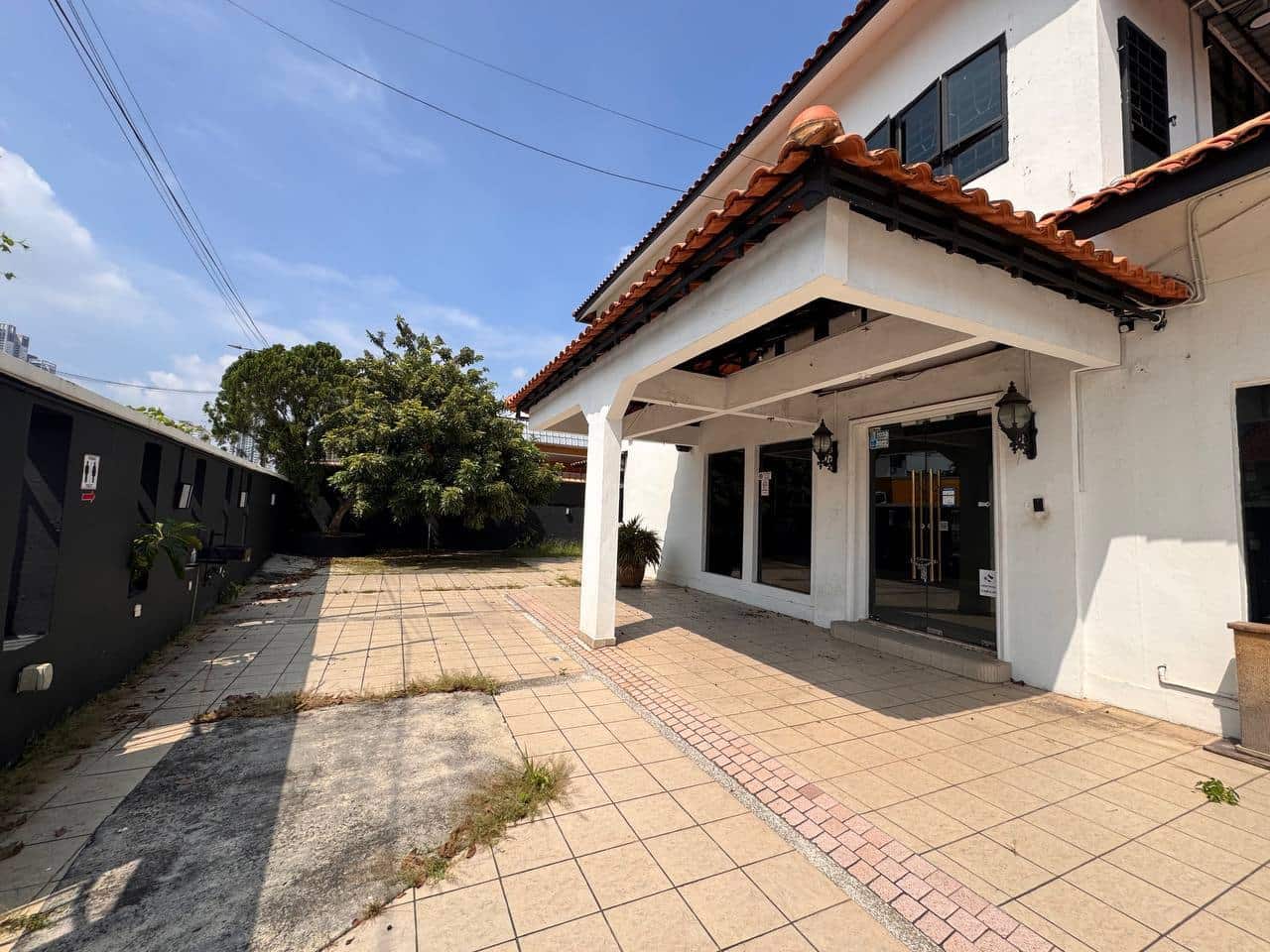 2 storey Bungalow 坡底世纪花园