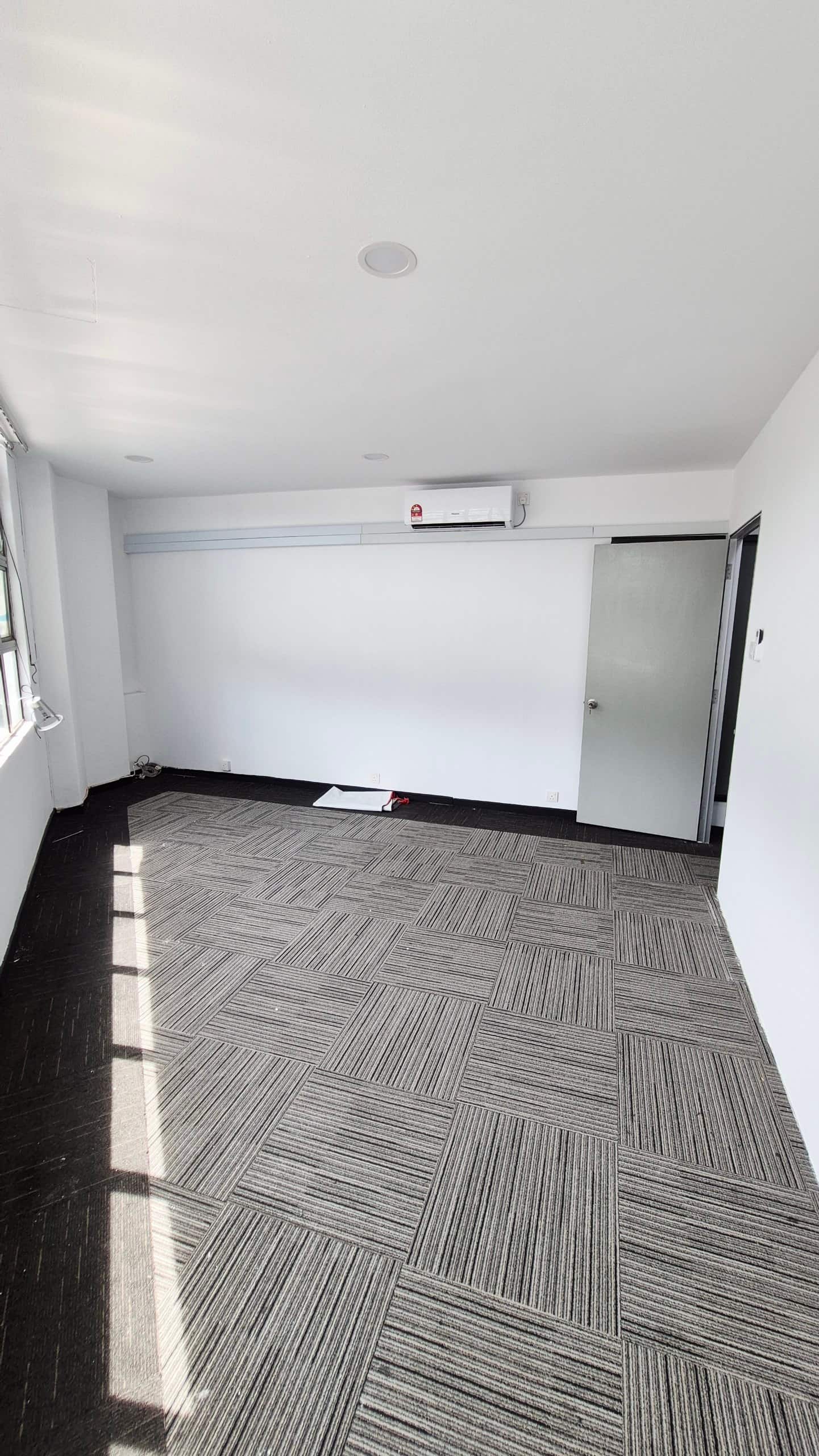 4-Storey Shop Office Taman Desa Tebrau 4