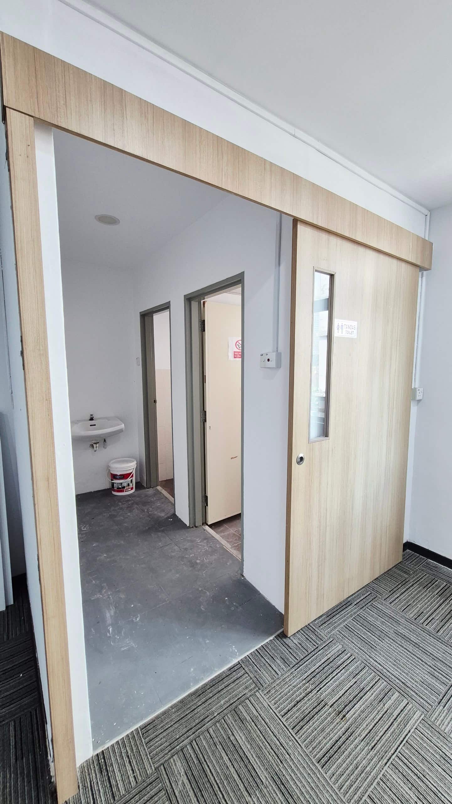 4-Storey Shop Office Taman Desa Tebrau 10