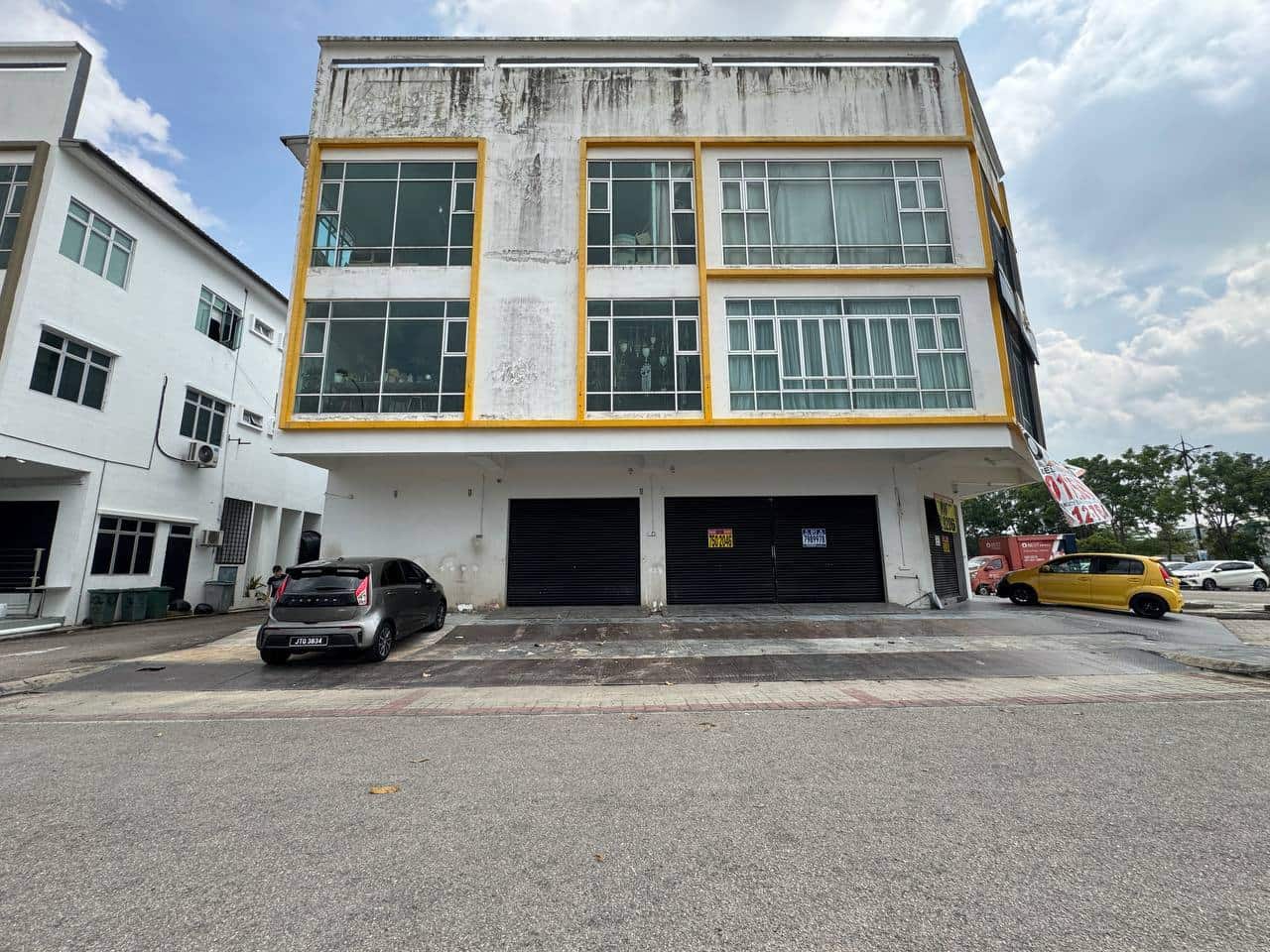 3 Storey Shoplot Corner Lot Jalan Eco Cascadia 6/1 2