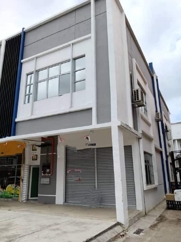 2-Storey Shop Lot - End Lot Kulai Vervocity 1