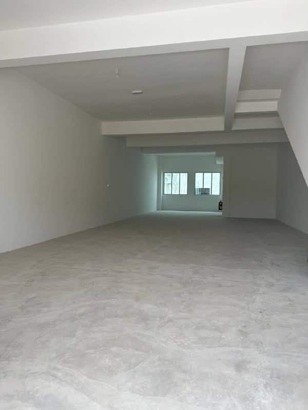 3 storey shoplot Taman Adda Height 4