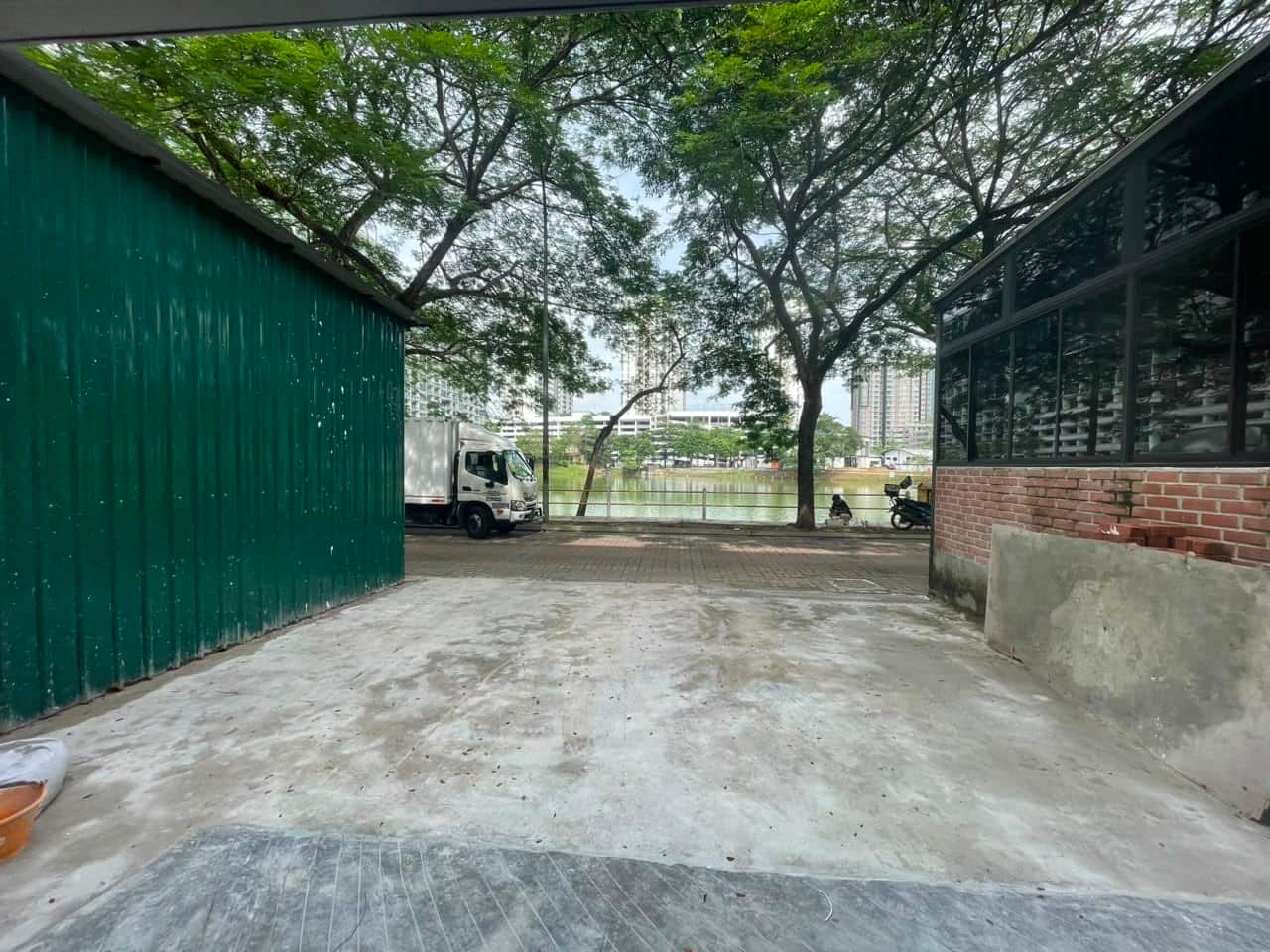 3-Storey Shoplot Jalan Austin Perdana 3/10 1