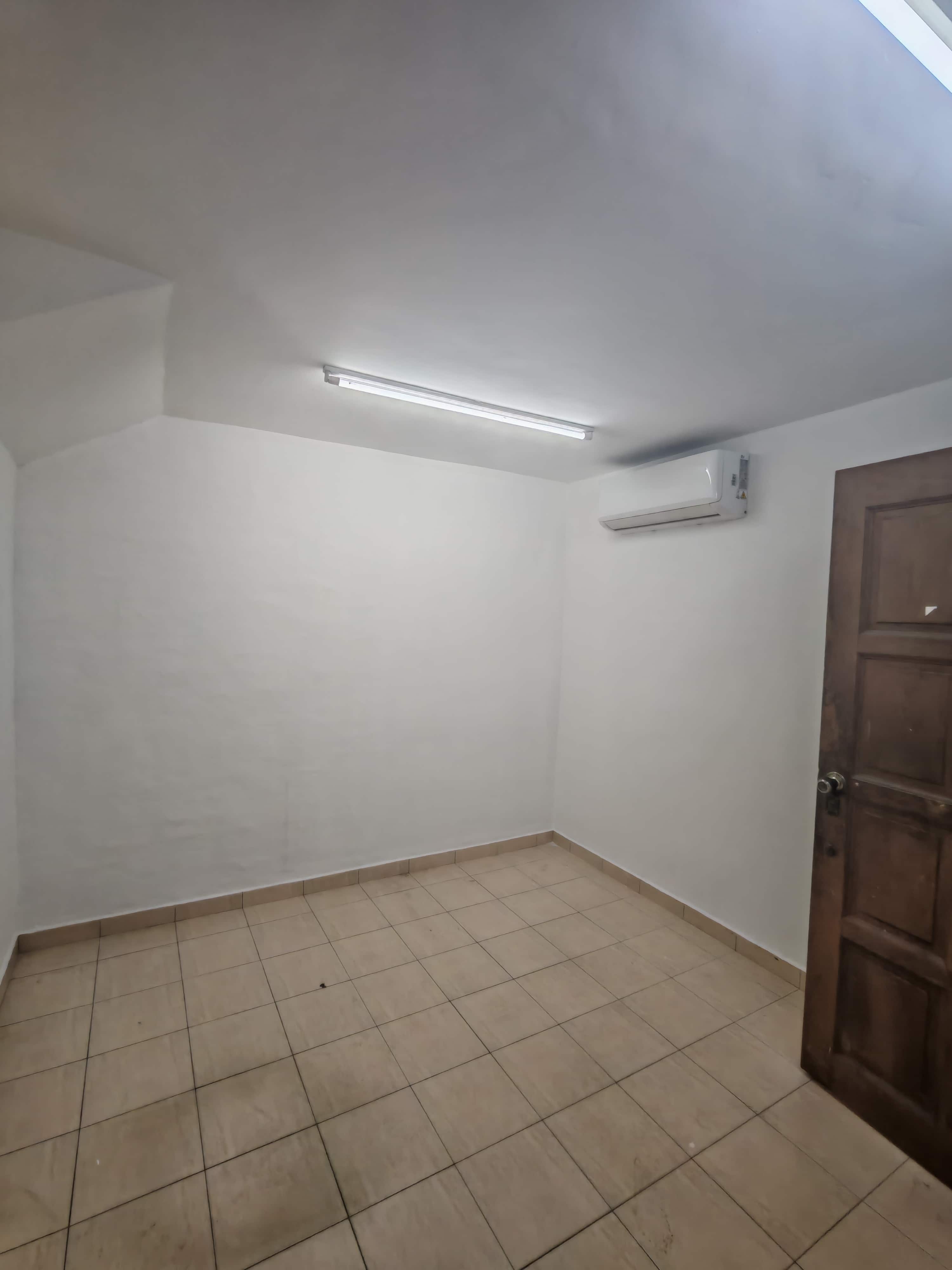 Double storey Terrace Factory Jalan Silat Gayong Skudai 6