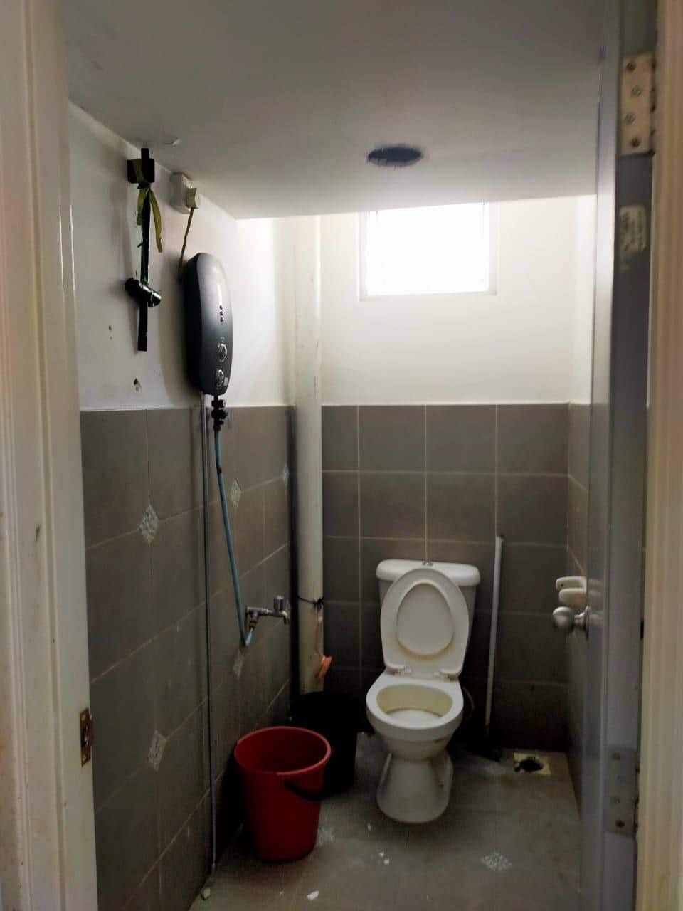 3 Storey Shoplot Taman Austin Heights 9