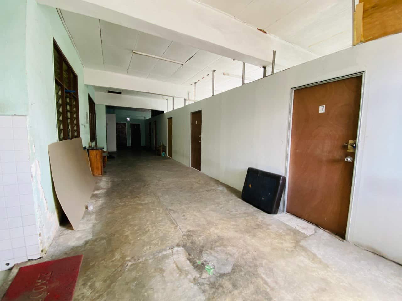 Double Storey Shoplot Jalan Beladau 15, Taman Puteri Wangsa 4
