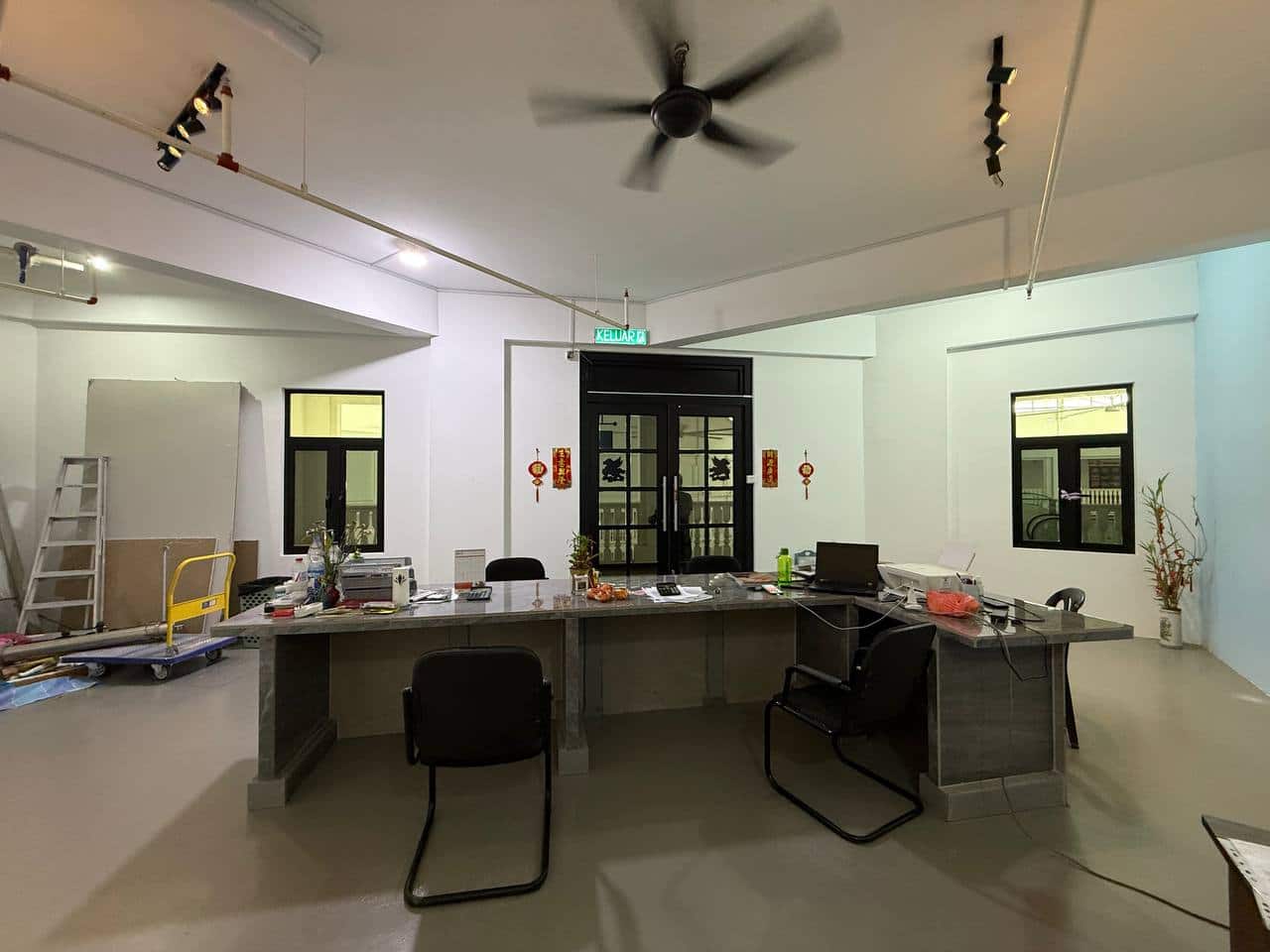 Corner Eco Galleria 5