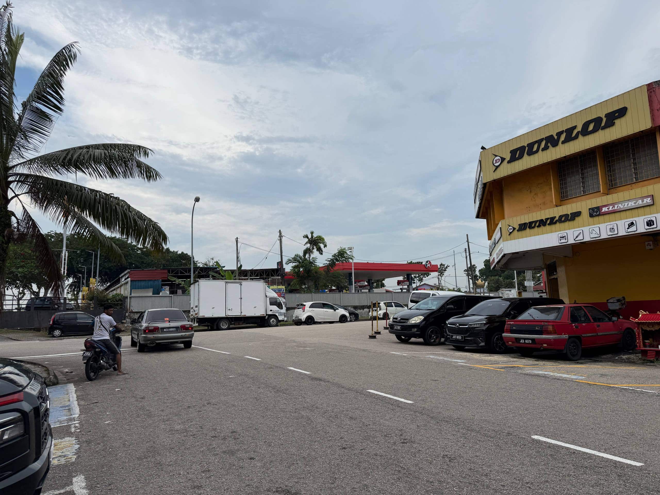 3 Storey Shoplot Intermediate lot Jalan Pendekar 1x 5