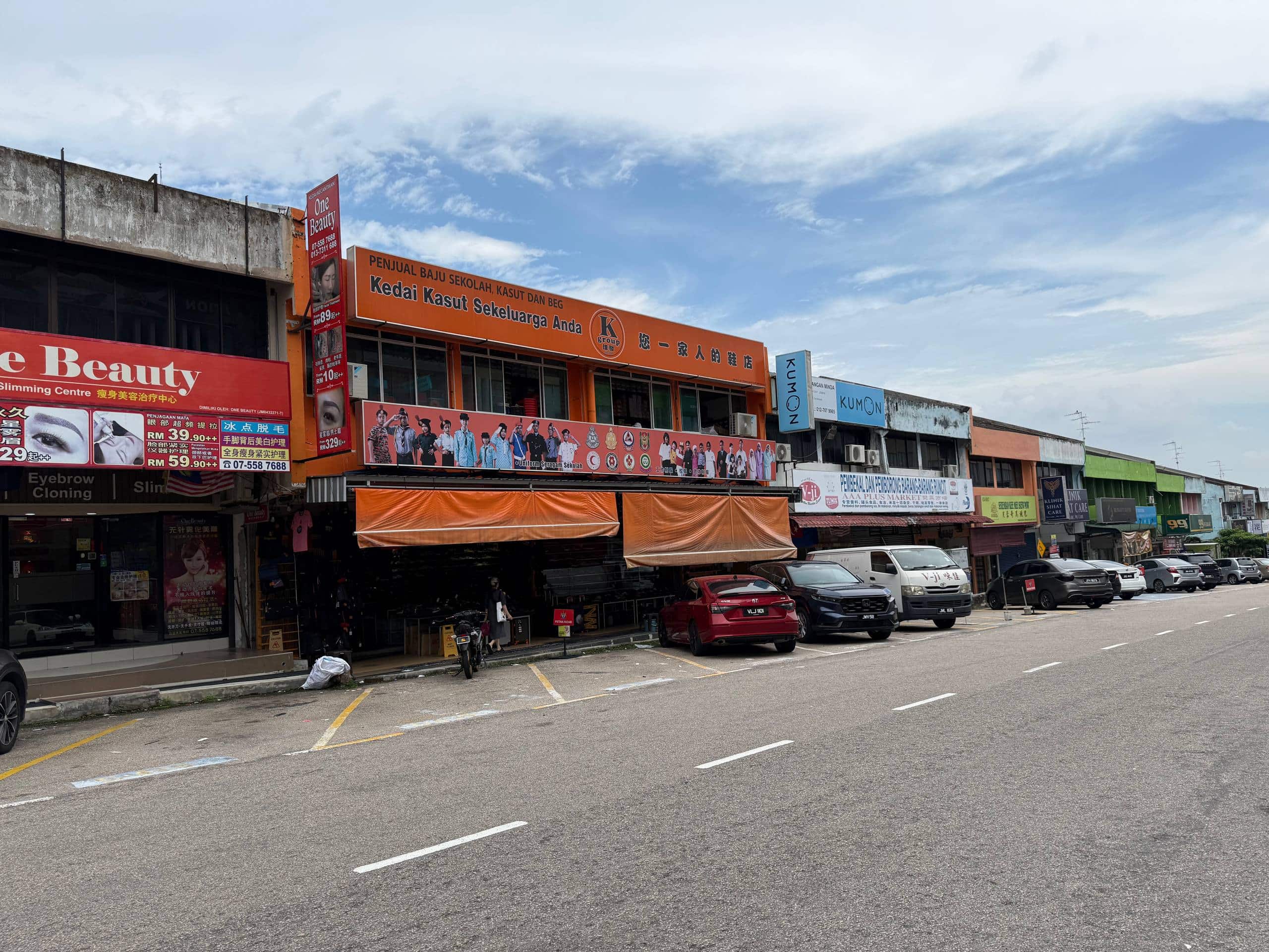 3 Storey Shoplot Intermediate lot Jalan Pendekar 1x 4