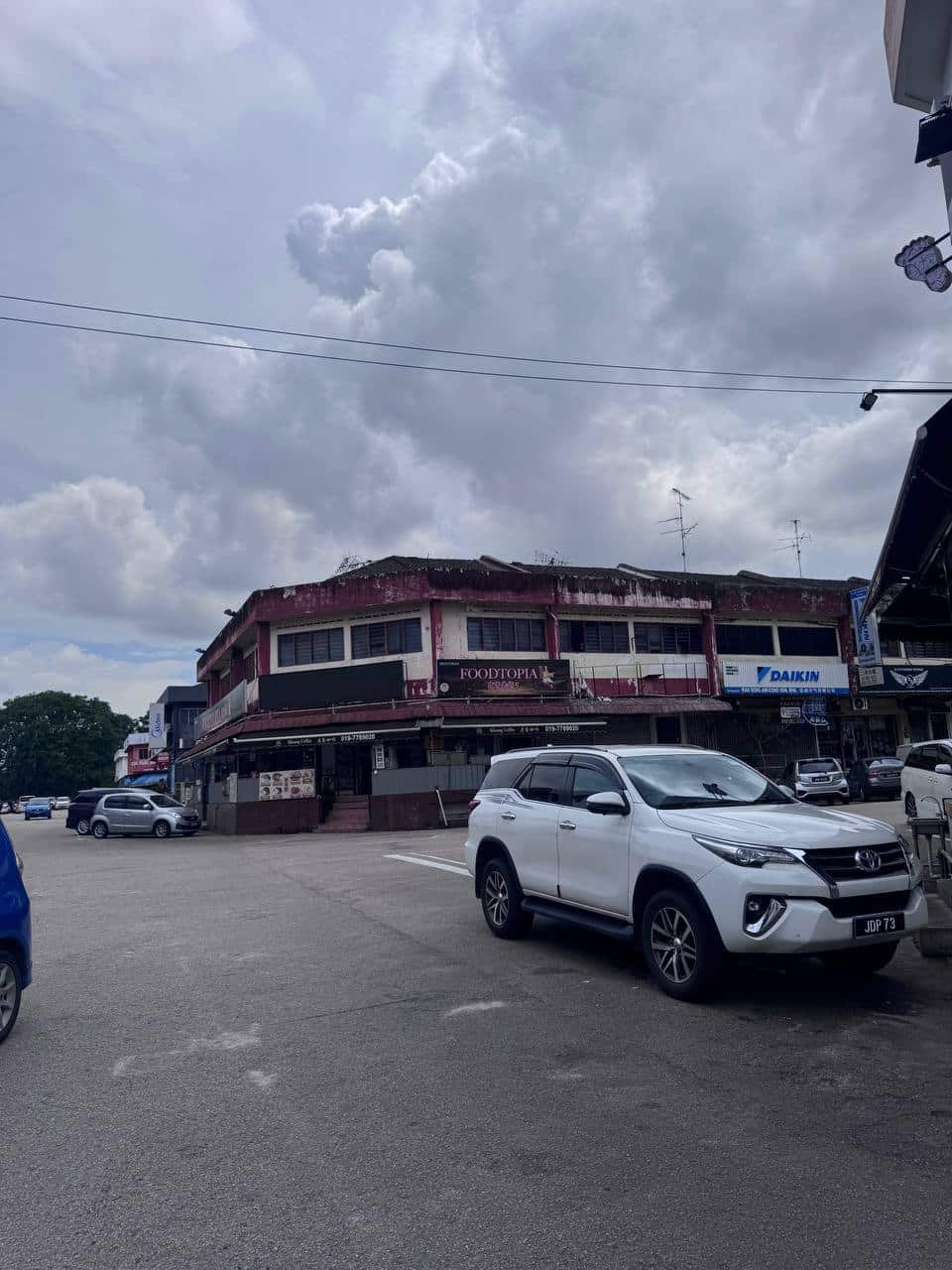 3-Storey Shoplot Johor Jaya 4