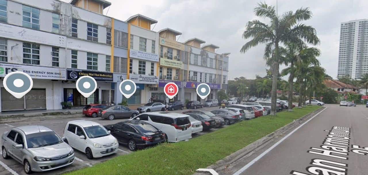 3 storey shoplot Desa Tebrau 4